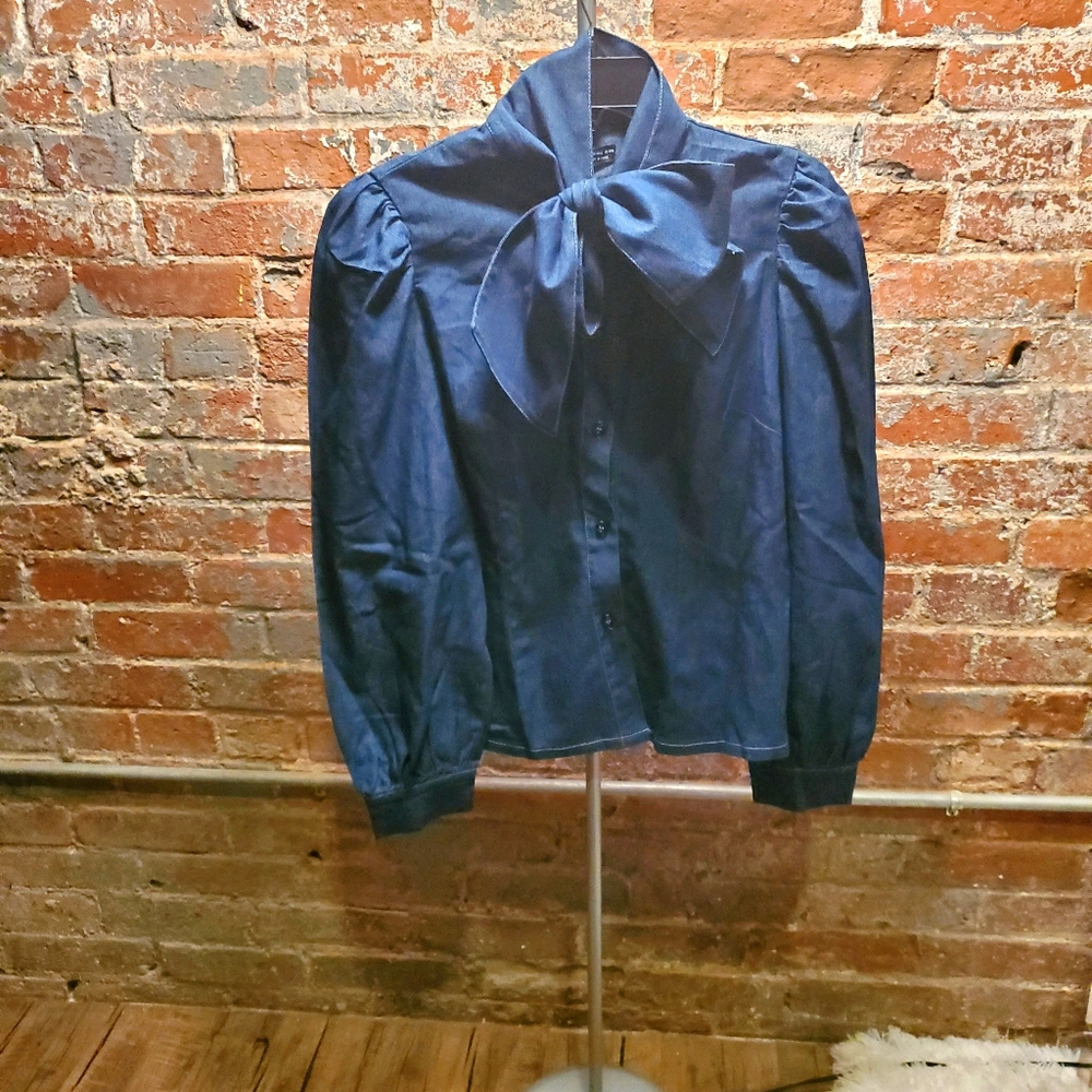 Deminum bowtie shirt with puff sleeves